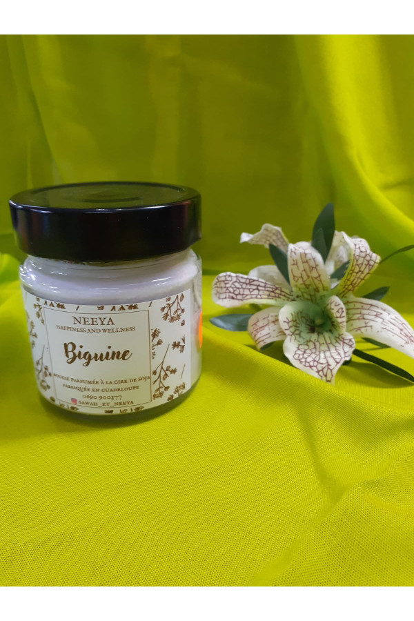 BOUGIE PARFUMEE BIGUINE 212 ML AVEC DES FLEURS SECH